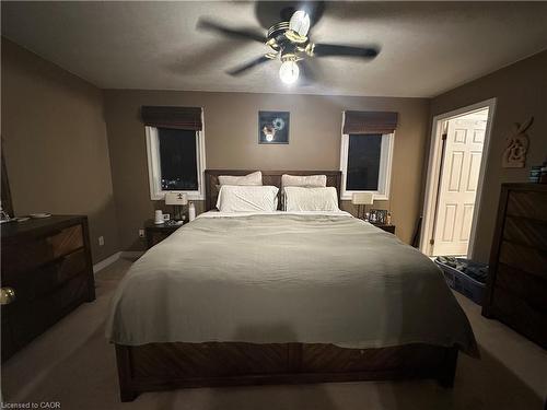 3 Lanza Court, Hamilton, ON - Indoor Photo Showing Bedroom