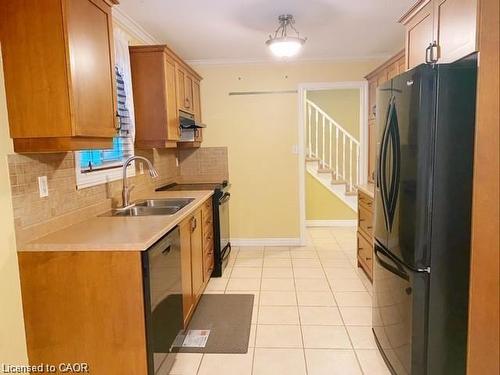 3 Lanza Court, Hamilton, ON 