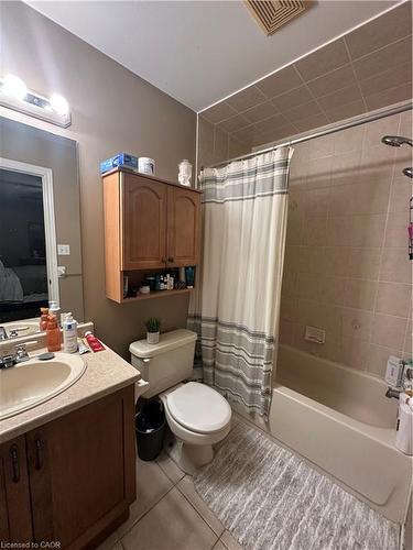 3 Lanza Court, Hamilton, ON 