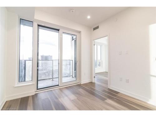 1710-15 Wellington Street S, Kitchener, ON - Indoor Photo Showing Other Room
