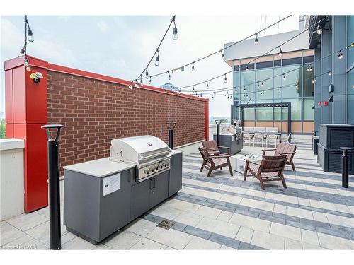 1710-15 Wellington Street S, Kitchener, ON - Outdoor With Exterior