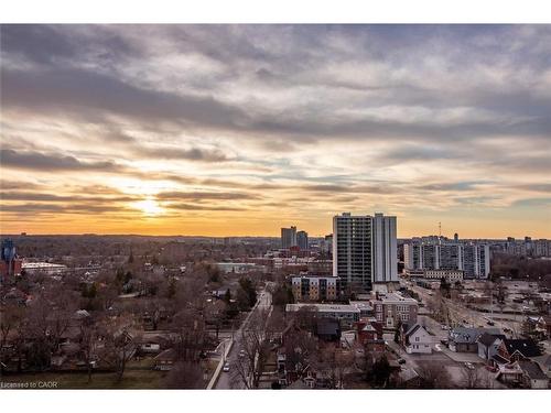 1710-15 Wellington Street S, Kitchener, ON - Outdoor With View