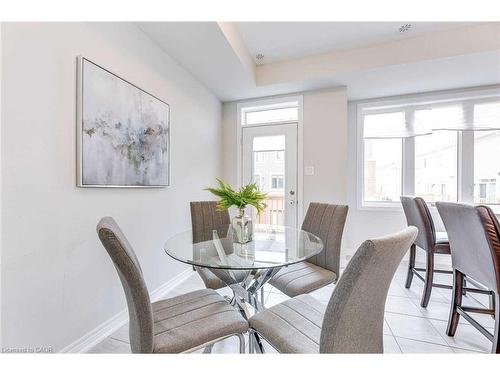 47 Rapids Lane, Hamilton, ON - Indoor Photo Showing Dining Room