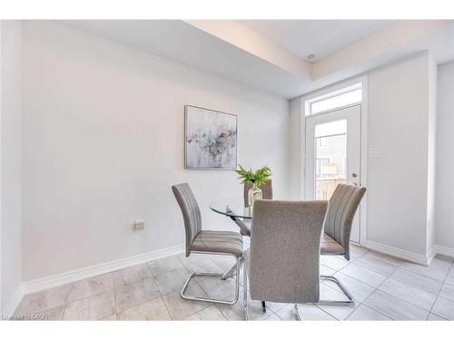 47 Rapids Lane, Hamilton, ON - Indoor Photo Showing Dining Room