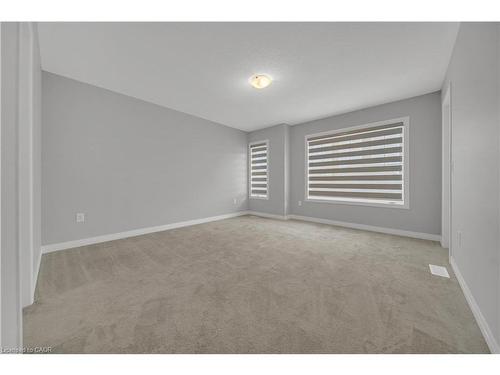 22 Rustic Oak Trail, Ayr, ON - Indoor Photo Showing Other Room