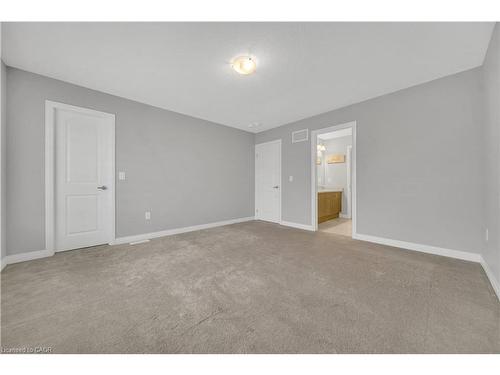 22 Rustic Oak Trail, Ayr, ON - Indoor Photo Showing Other Room