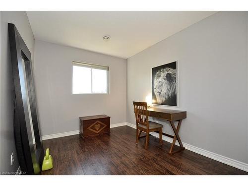 302-345 Briarmeadow Drive, Kitchener, ON 