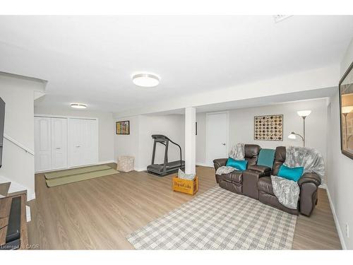 112 Thomas Street, Cambridge, ON - Indoor