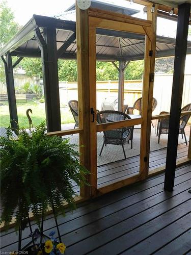 112 Thomas Street, Cambridge, ON - 