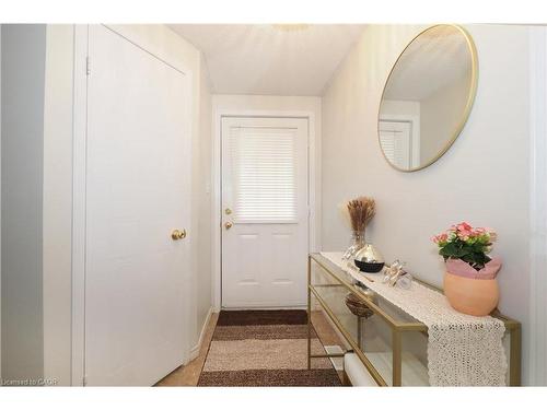 429 Exmoor Street, Waterloo, ON - Indoor Photo Showing Other Room