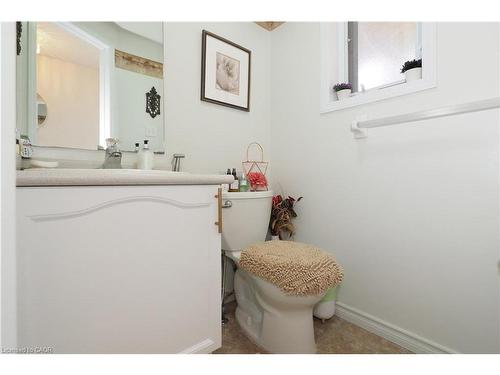 429 Exmoor Street, Waterloo, ON - Indoor Photo Showing Bathroom