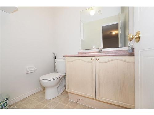 429 Exmoor Street, Waterloo, ON - Indoor Photo Showing Bathroom
