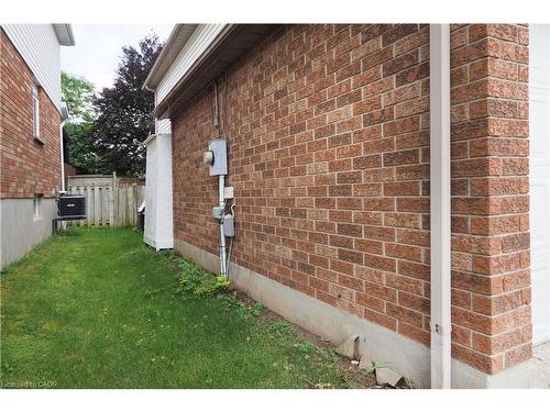 429 Exmoor Street, Waterloo, ON - Outdoor With Exterior