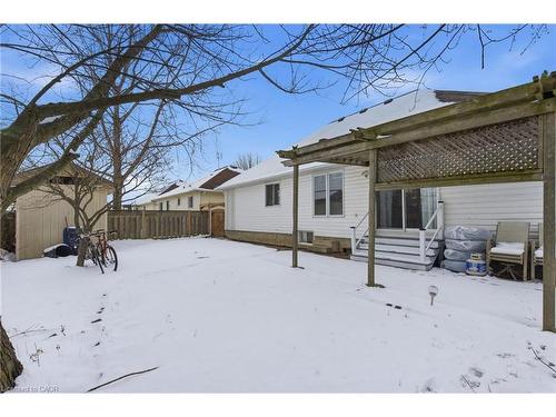 65 Thistlemoor Drive, Caledonia, ON - Outdoor