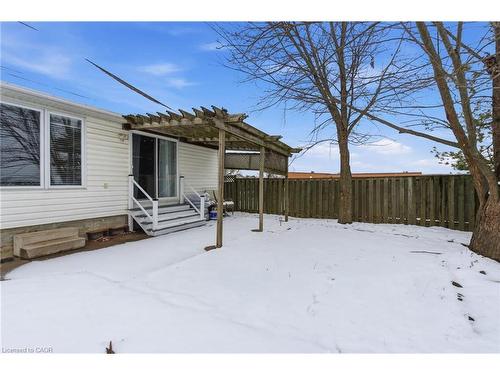 65 Thistlemoor Drive, Caledonia, ON - Outdoor