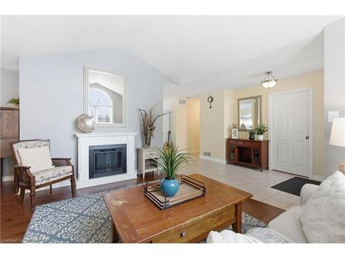 65 Thistlemoor Drive, Caledonia, ON - Indoor Photo Showing Living Room With Fireplace