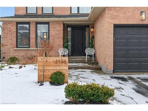 3196 Desmond Drive, Burlington, ON - Outdoor