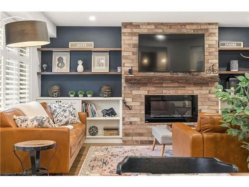 3196 Desmond Drive, Burlington, ON - Indoor Photo Showing Living Room With Fireplace