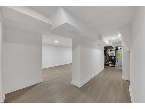 20 Crosthwaite Avenue N, Hamilton, ON - Indoor Photo Showing Other Room