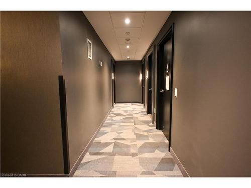 1803-5 Wellington Street S, Kitchener, ON - Indoor Photo Showing Other Room