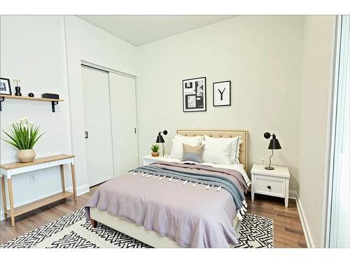 1803-5 Wellington Street S, Kitchener, ON - Indoor Photo Showing Bedroom