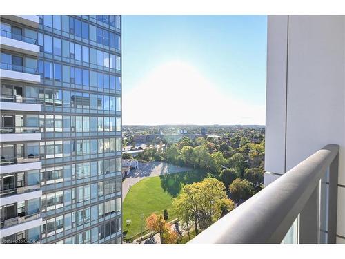 1803-5 Wellington Street S, Kitchener, ON - Outdoor