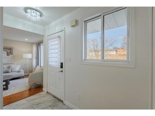 147 Taylor Avenue, Cambridge, ON - Indoor