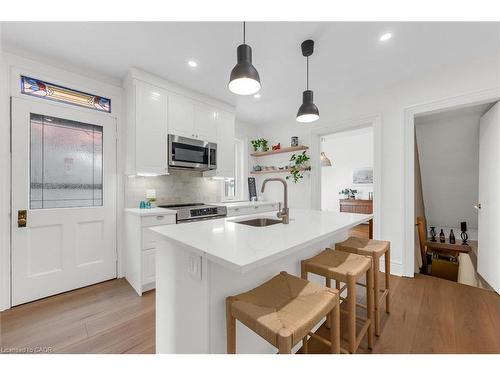 158 Wilson Street, Hamilton, ON - Indoor Photo Showing Kitchen With Upgraded Kitchen
