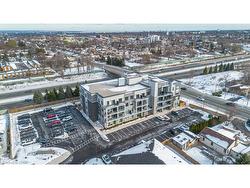 104-120 Springvalley Crescent  Hamilton, ON L9C 0G2