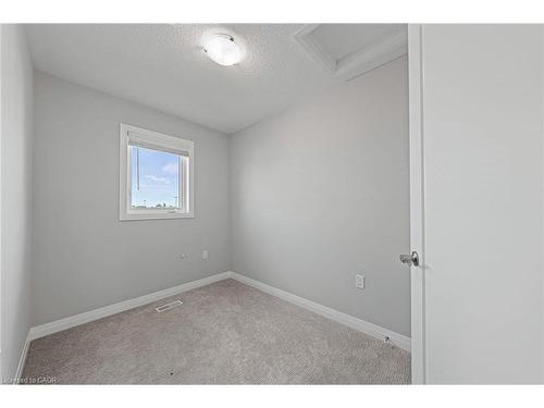 53 Aquarius Crescent, Hamilton, ON - Indoor Photo Showing Other Room