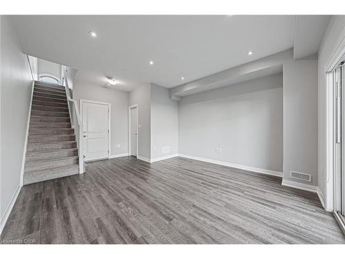 53 Aquarius Crescent, Hamilton, ON - Indoor Photo Showing Other Room