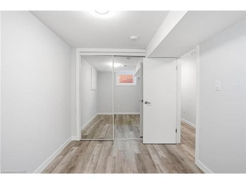 93 Wellington Street, Welland, ON - Indoor Photo Showing Other Room