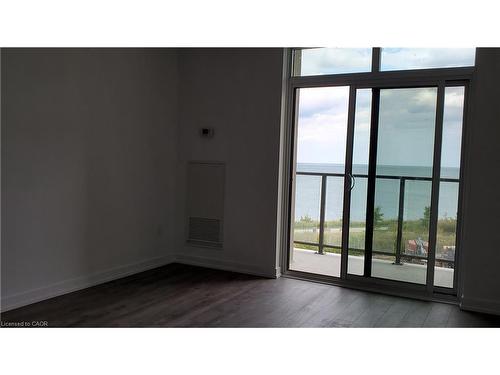 437-101 Shoreview Place, Hamilton, ON - Indoor Photo Showing Other Room