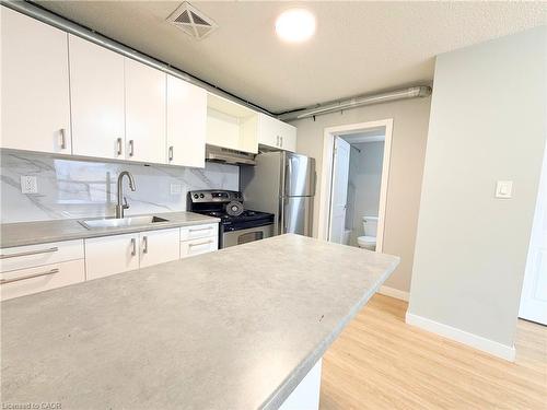 5-120 Charles Street, Hamilton, ON - Indoor Photo Showing Kitchen With Stainless Steel Kitchen