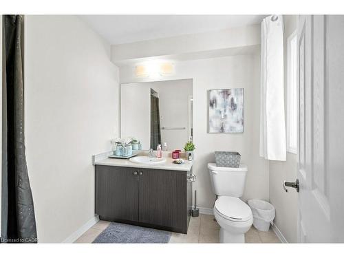 105 Thompson Road, Caledonia, ON - Indoor Photo Showing Bathroom