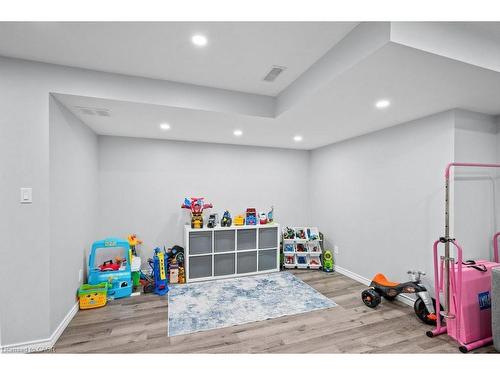 105 Thompson Road, Caledonia, ON - Indoor