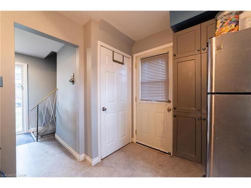 15 Dartford Place, Hamilton, ON - Indoor Photo Showing Other Room