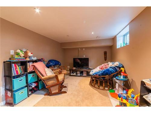 15 Dartford Place, Hamilton, ON - Indoor