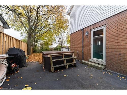 15 Dartford Place, Hamilton, ON - Outdoor With Exterior