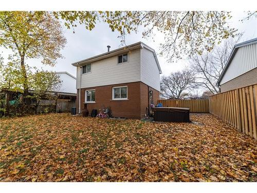 15 Dartford Place, Hamilton, ON - Outdoor With Exterior