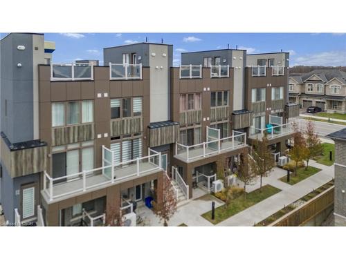 16-261 Skinner Road, Waterdown, ON - Outdoor