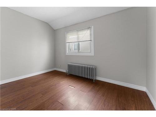 379 Strathearne Avenue, Hamilton, ON - Indoor Photo Showing Other Room