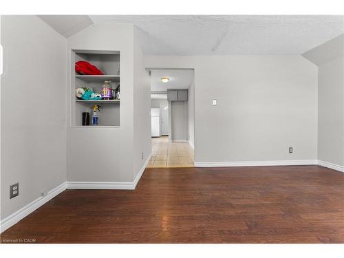 379 Strathearne Avenue, Hamilton, ON - Indoor Photo Showing Other Room