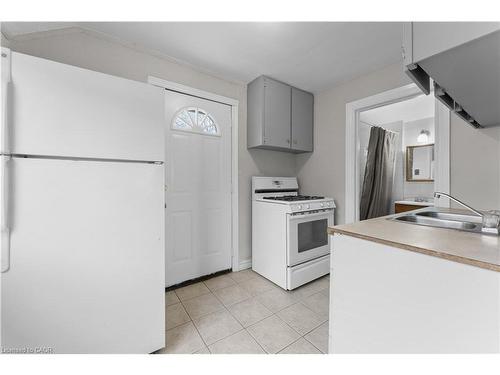 379 Strathearne Avenue, Hamilton, ON - Indoor Photo Showing Kitchen With Double Sink