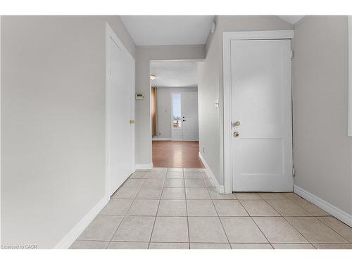 379 Strathearne Avenue, Hamilton, ON - Indoor Photo Showing Other Room
