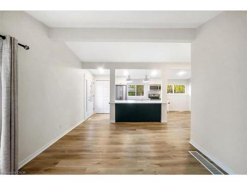 418 Norrie Crescent, Burlington, ON - Indoor