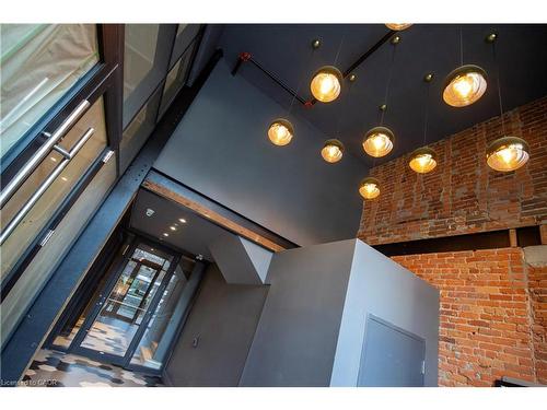 400-59 King Street E, Hamilton, ON 