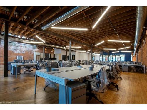 400-59 King Street E, Hamilton, ON 