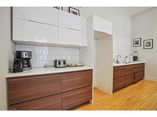 200-41 King William Street, Hamilton, ON 