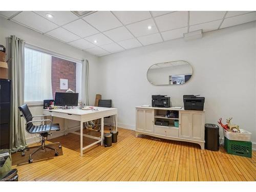 200-41 King William Street, Hamilton, ON 